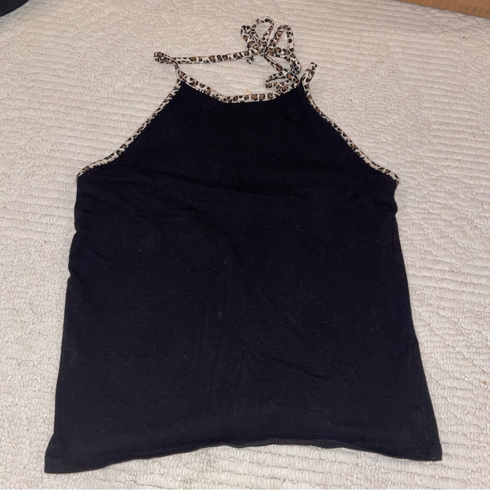 american eagle cheetah print outline black halter top